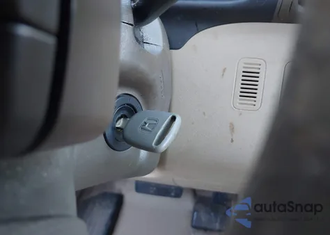 2005 Honda Cr-V Lx z USA, uszkodzony, nr VIN SHSRD78515U308624